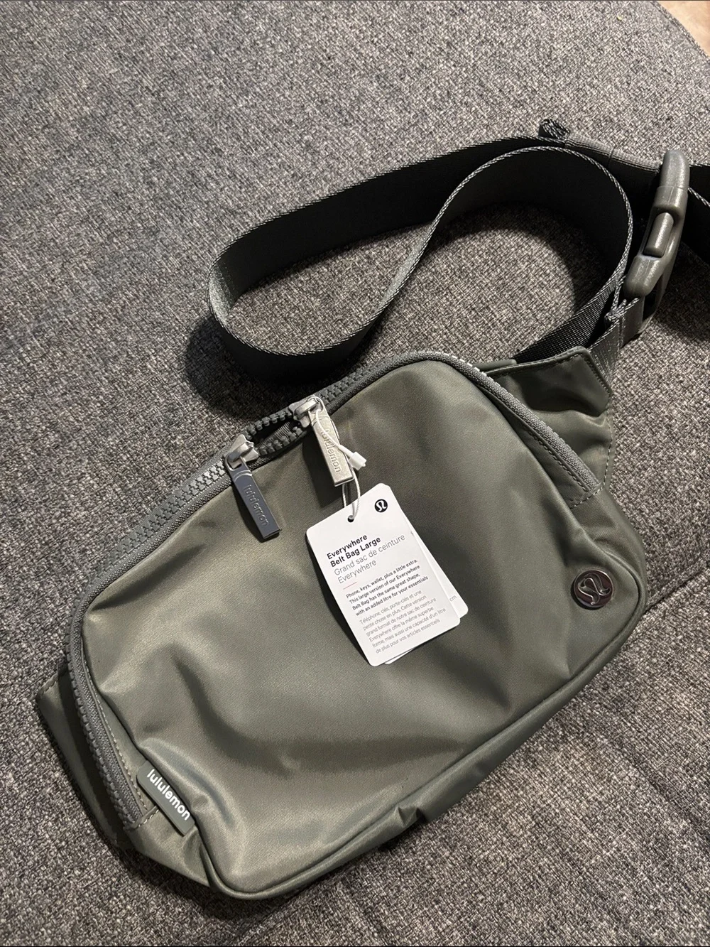 NWT Lululemon Olive Green Belt Bag XL strap.